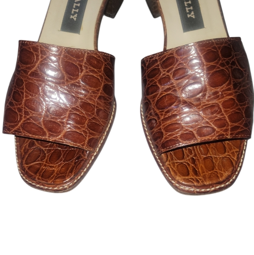 Bally Women's Brown Leather Slingback Open Toe Italy Alligator Embossed Sz 5 - Picture 8 of 9